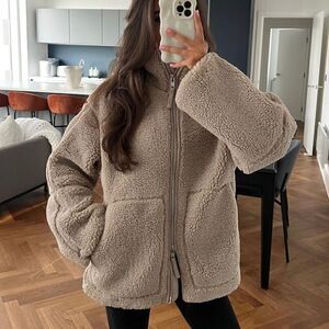LAST! H&M Teddy Bear Faux Shearling Jacket